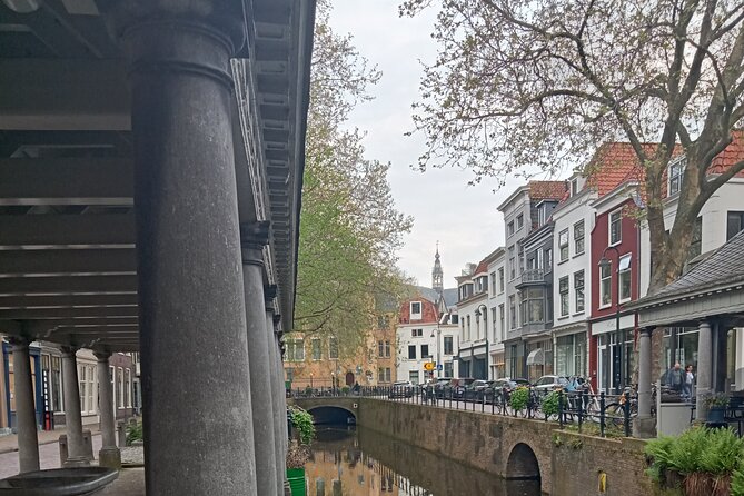 2-Hour Walking Tour in Gouda All inclusive - Medieval city hall and Gouda’s market square