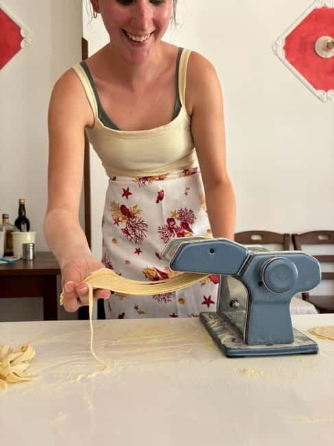 Amalfi Coast: Mozzarella, Pasta and Tiramisù Cooking Class - Who will enjoy this class most