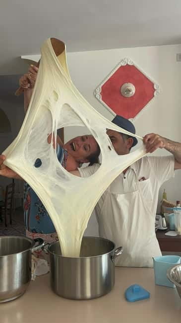 Amalfi Coast: Mozzarella, Pasta and Tiramisù Cooking Class - Meeting Ferdinando and getting started