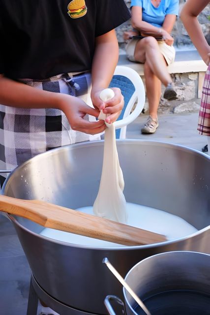 Amalfi: Make Fresh Pasta, Mozzarella & Tiramisù with wine - The view and the farm tour