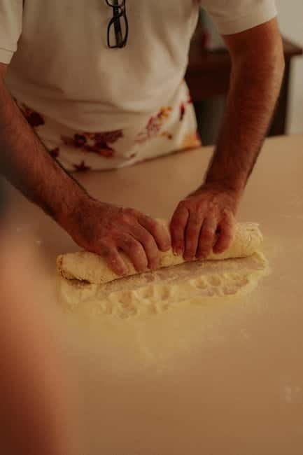 Amalfi: Tagliatelle, Mozzarella & Tiramisù Cooking Workshop - Who should book this experience