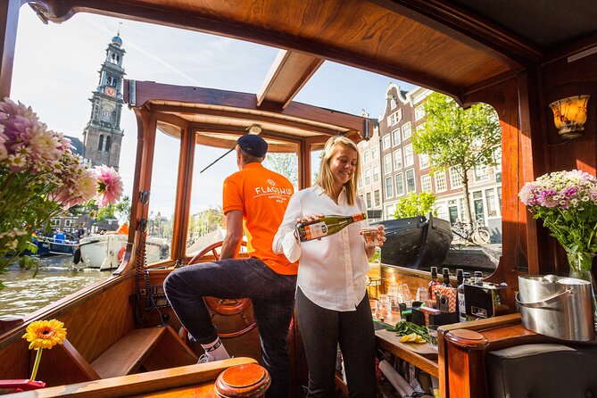 Amsterdam Canal Cruise in Classic Salon Boat With Drinks and Cheese - A one-hour view of Amsterdam from the canals