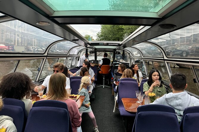 Amsterdam Cheese and Wine Canal Cruise - Herengracht and the polished canal belt