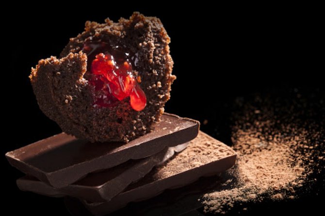 Amsterdam: Chocolate Fondue in the Dark - Who will get the most from Ctaste