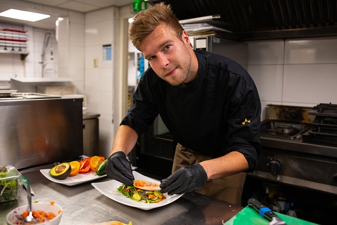 Amsterdam: Chocolate Fondue in the Dark - Following trained staff into the dark