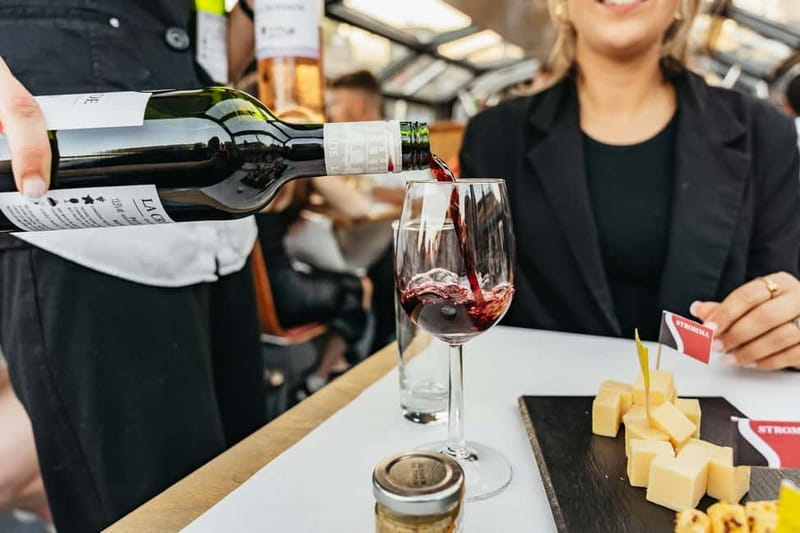 Amsterdam: Cozy Cheese & Wine Cruise Tasting Experience - At a glance