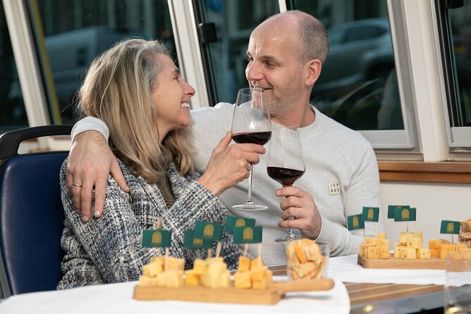 Amsterdam: Dutch Cheese and Wine Tasting Cruise - Along the Herengracht and Amsterdam’s UNESCO canals
