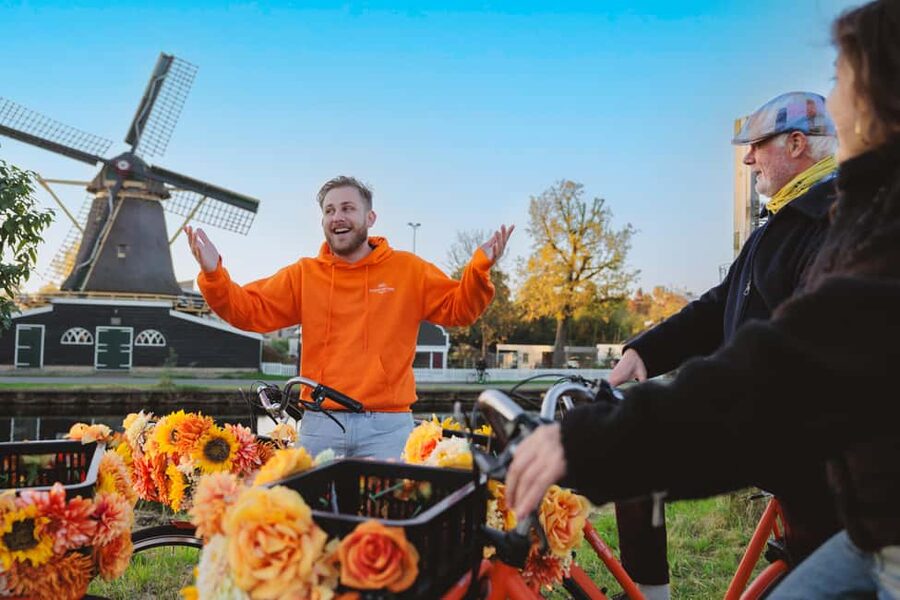 Amsterdam: E-Bike, Cheese, Windmill & Countryside Tour - From central Amsterdam to the open polder