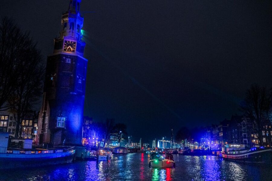 Amsterdam: Evening Candle Light Cruise With Wine & Cheese - Is this cruise good value at $18?