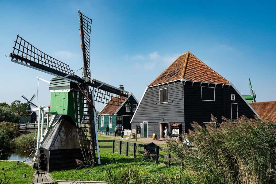 Amsterdam: Experience Zaanse Schans Windmills & Cheese Farm - Price, value, and what the $19 includes