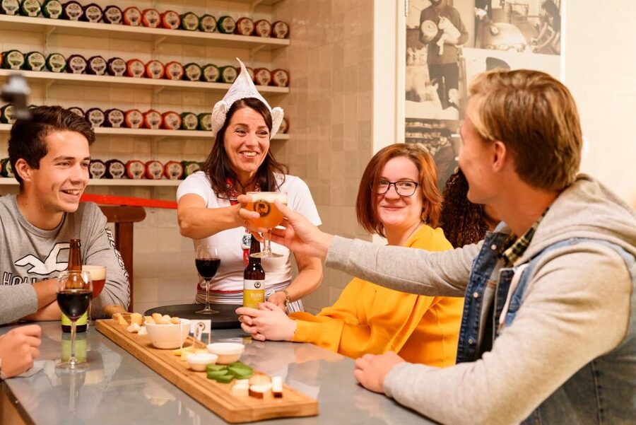 Amsterdam: Premium Henri Willig Cheese Tasting Experience - How Much Time You Need in Central Amsterdam