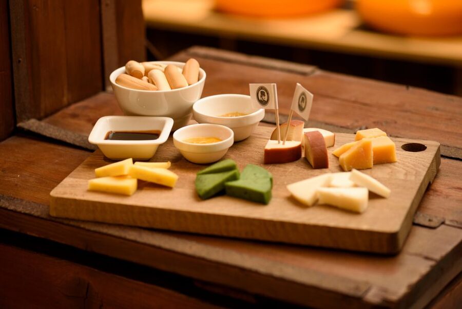 Amsterdam: Premium Henri Willig Cheese Tasting Experience - Ten Pieces of Cheese, Not Just a Token Sample