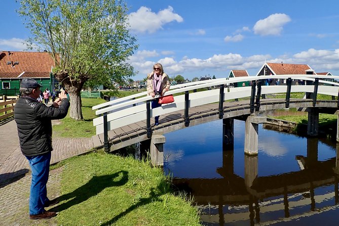 Amsterdam private tour to windmills, cheese farm and villages - Zaanse Schans and the machines that built Dutch trade