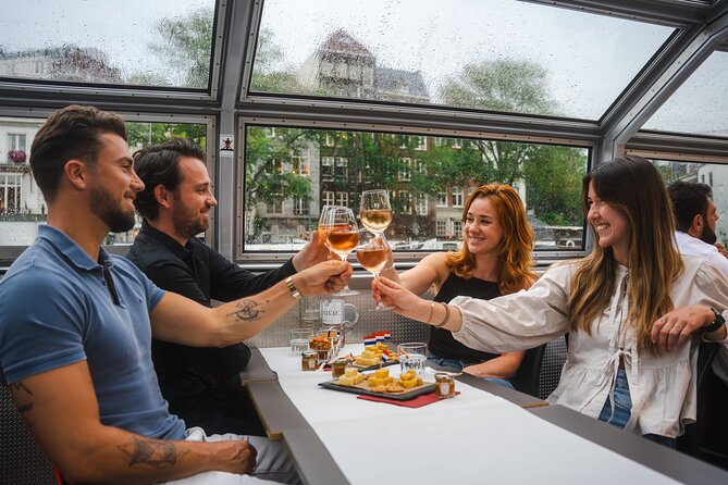 Amsterdam Wine and Cheese Evening Cruise - How much commentary should you expect?