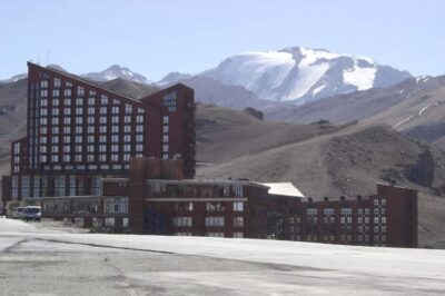 Andes Half-Day Private Tour with Wine and Cheese Tasting