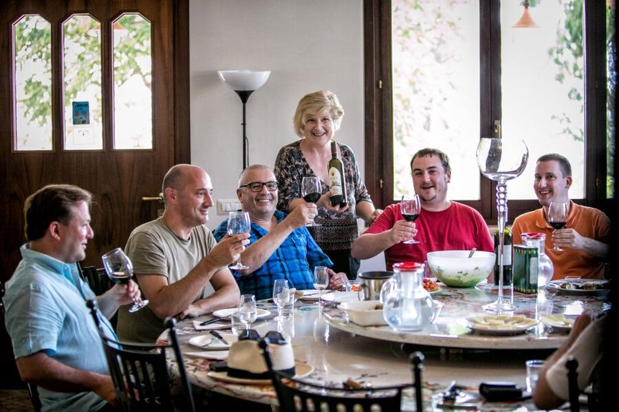 Assisi: Organic Wine and Cheese Tasting - What the one-hour visit feels like