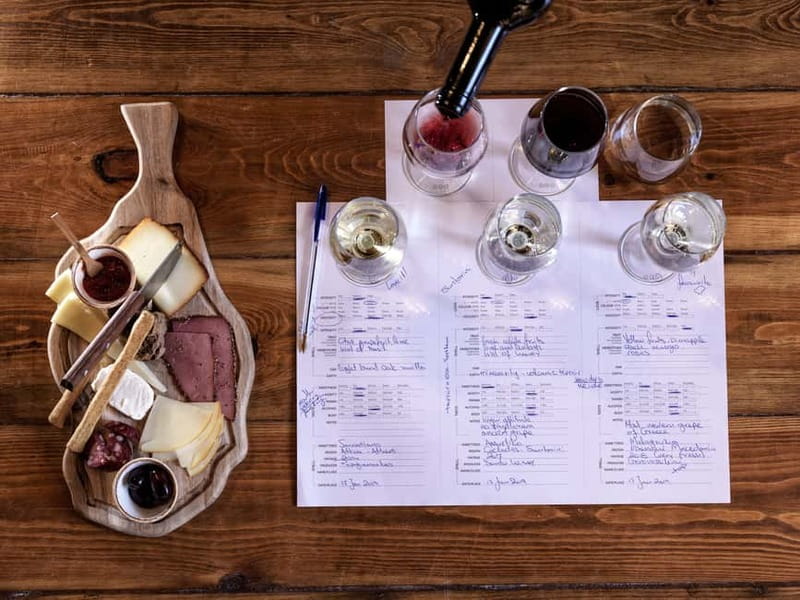 Athens: Acropolis Wine Tasting with Cheese and Olives - A useful introduction for beginners