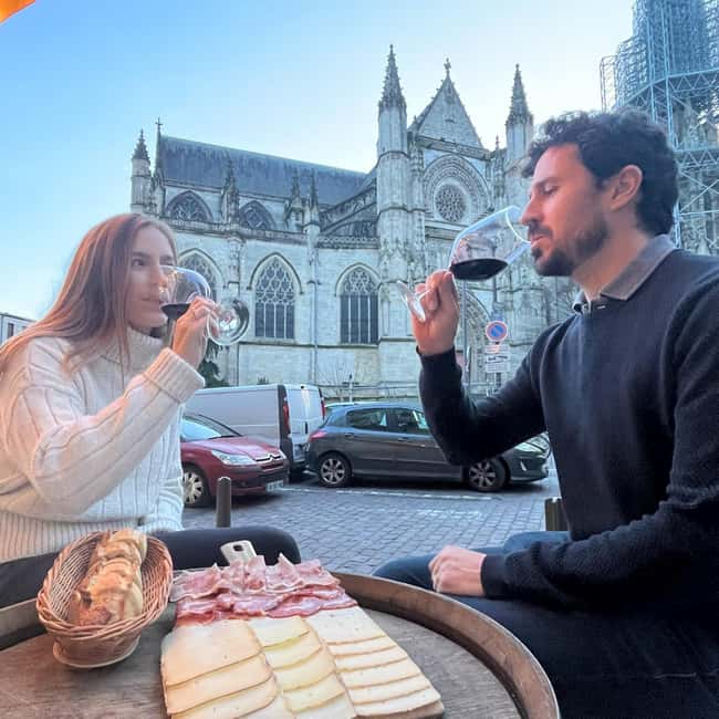 Blind Tasting: 4 Bordeaux Natural Wine + Cheese experience - Price, booking, and who gets the most from it