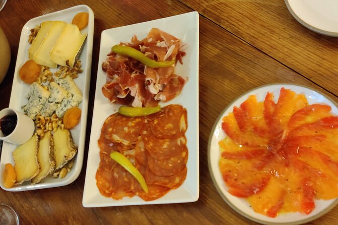 Bordeaux Night Walk Ending with Delicious wine & cheese Tasting - Key details before you book