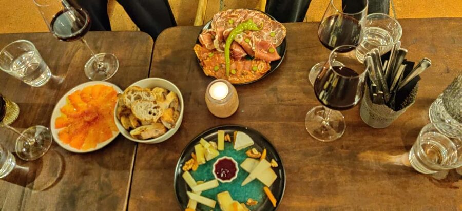 Bordeaux Night Walk ending with Wine and cheese Tasting - Key points to know before booking