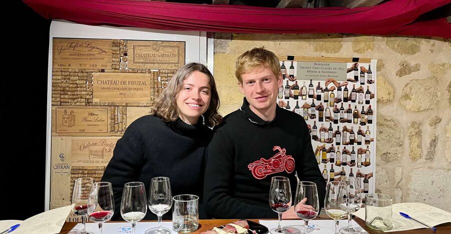 Bordeaux wines : tasting with 4 white wines and cheeses - Four Glasses, One Region, Several Styles