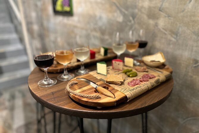 British Wine and Cheese Tasting Experience in City of Bath - Three British Wines, Not Three International Stand-ins