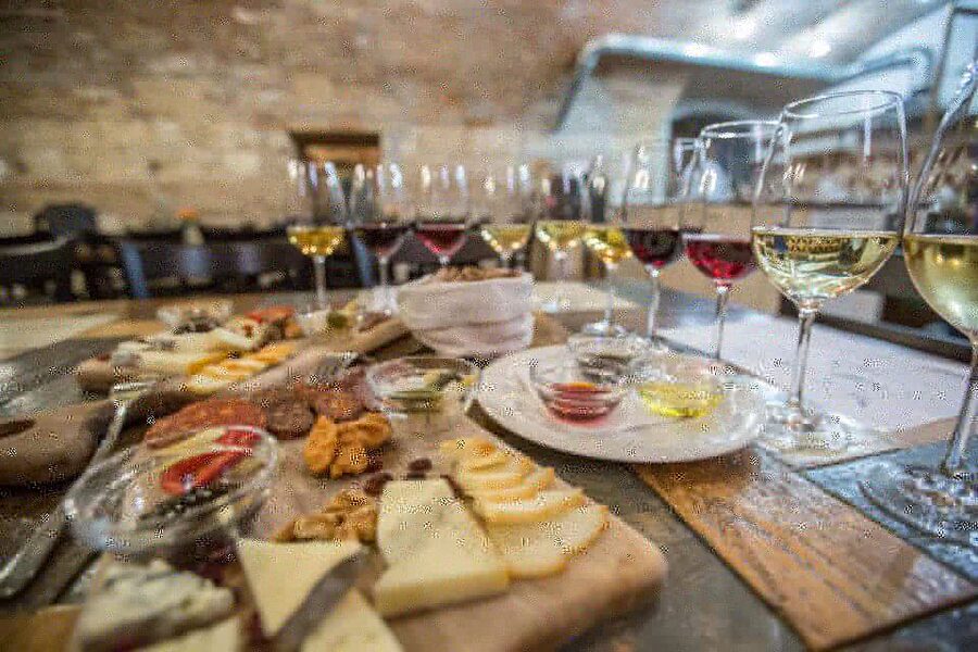 Budapest: Wine, Cheese, and Charcuterie Tasting - Timing, Booking, and Small Practical Details