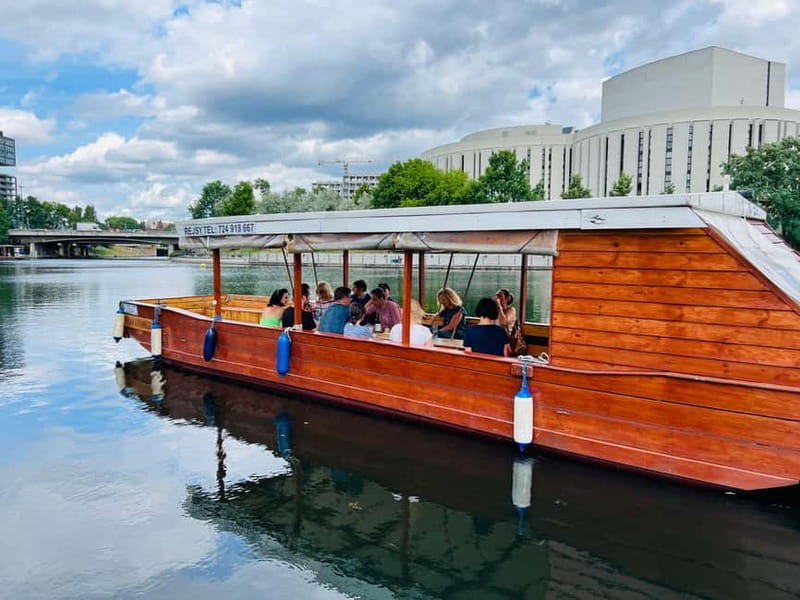 Bydgoszcz: River Cruise with local Wine and Cheese Tasting - Staromiejski Bridge and the Old Port granaries