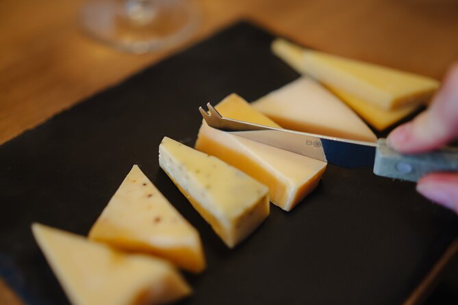 Cheese and Wine tasting in Amsterdam - Who should book this tasting?