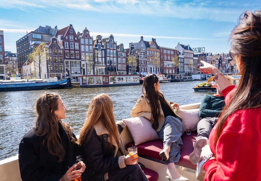 Cheese & Drinks Guided Amsterdam Boat Tour, All Inclusive - Starting at Oudezijds Voorburgwal