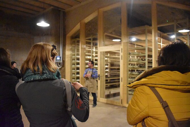 Cheese Factory Workshop with Wine Tasting in Requena, Valencia - Key points to know before booking