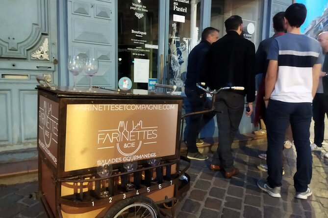 Cheese food-tour through downtown Toulouse - Pont Neuf, the Garonne and a lesson in smell