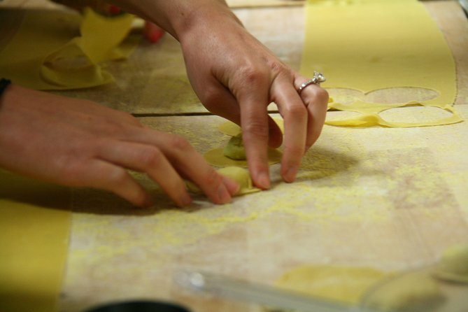 Cheese Tasting, Cooking Class & Farm-to-Table Activity in Tuscany - A Tuscan cooking day that begins at the cheese farm