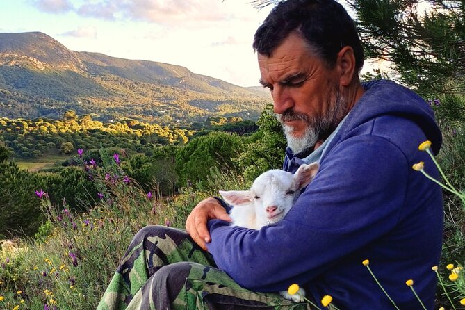 Cheese Walk & Atelier with a Goat Shepherd in Aoleão - What the Serra da Arrábida adds
