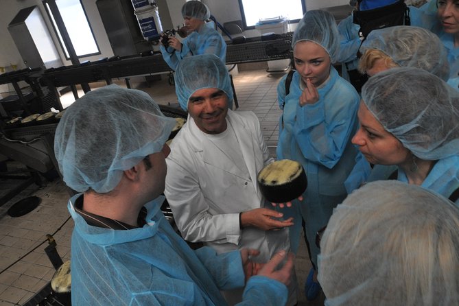Cheesemaker for a day & visit to the dairy - Is $47.80 a fair price?