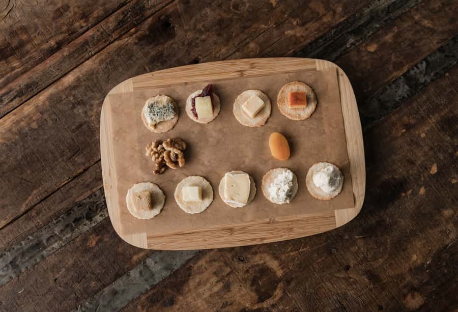 Cheeses of the World Masterclass - What happens during the 60-minute class