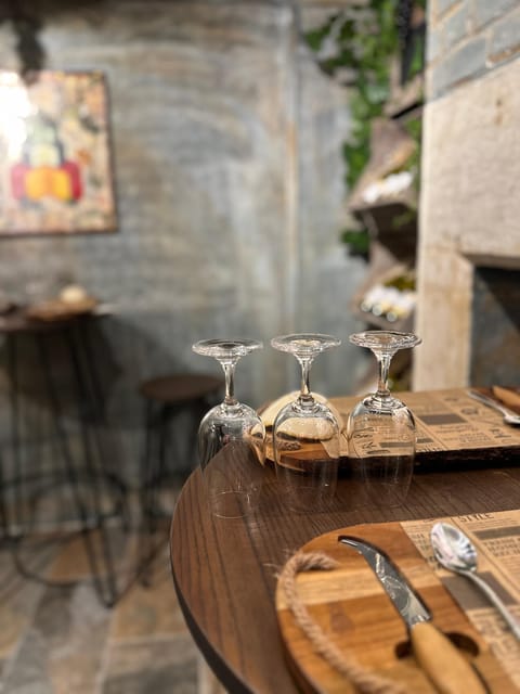 City of Bath: British Wine and Cheese Tasting Experience - Who will enjoy this experience most