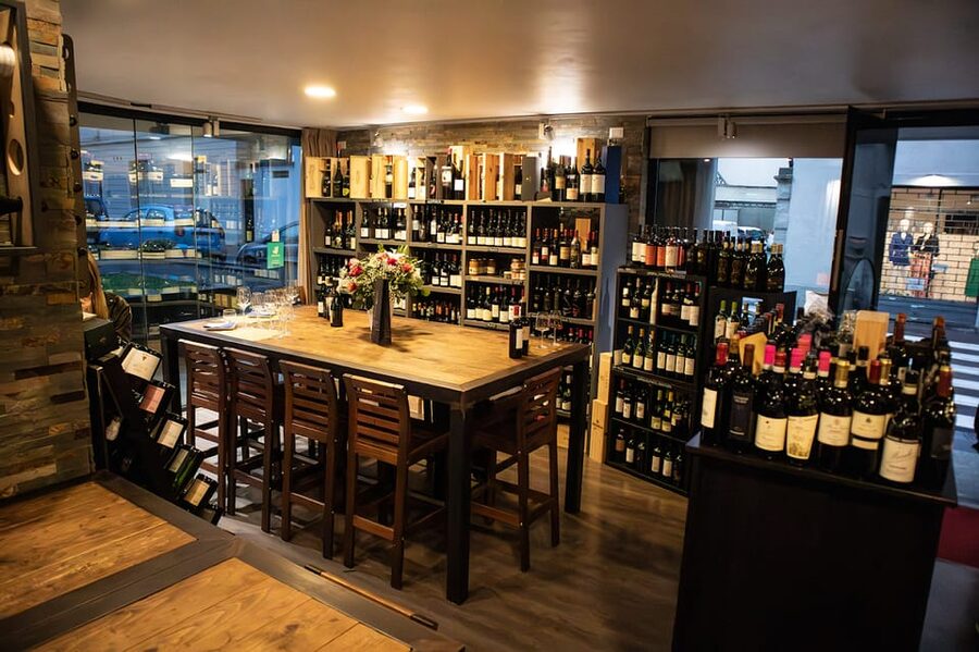 Como: Wine Tasting Experience with Cheese and Cold Cuts - Cheese, Cured Meats, and the Vegetarian Choice