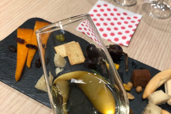 Cordoba sunset, local wine & cheese tasting - Four wines, or possibly five