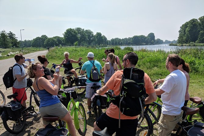 Countryside Bike Tour from Amsterdam: Cheese, Clogs & a Windmill - Broek in Waterland and the calm of village streets