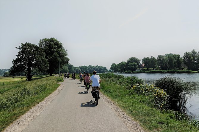 Countryside Bike Tour from Amsterdam: Cheese, Clogs & a Windmill - Who should book the ride