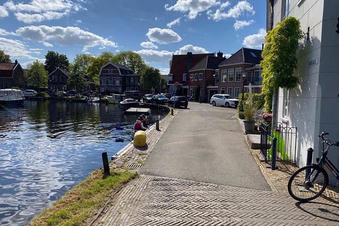 Countryside Fishermen Villages & Cheese E-bike Tour - Leaving Amsterdam for the open fields of Waterland
