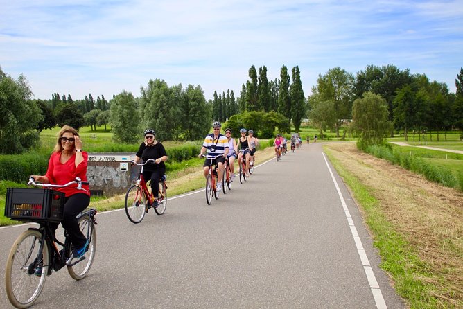 Countryside Fishermen Villages & Cheese E-bike Tour - Monnickendam brings the fishing past into view