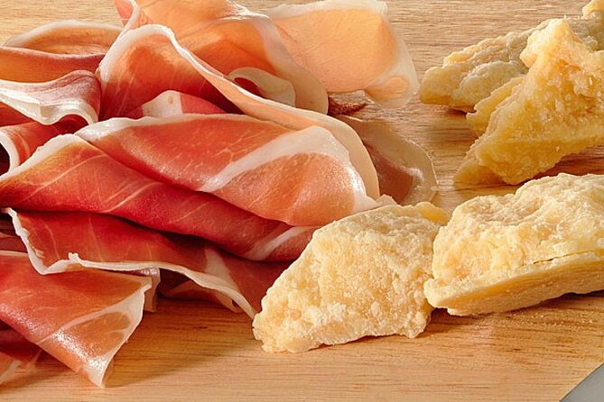 Discover Parma’s Flavors: Parmigiano & Prosciutto Food Tour - Who will enjoy this tour most