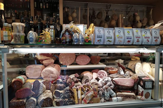 DISCOVER SORRENTO, food &Walking tour . Lemons-cheese&olive oil - Limoncello, lemon gardens, and a sweet finish