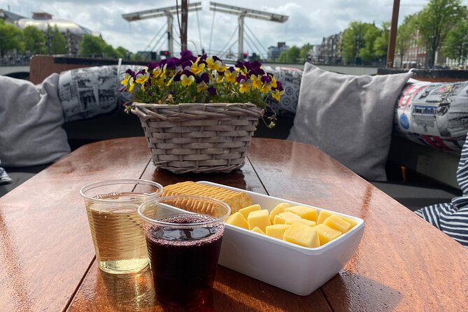 Dutch Cheese & Drinks Guided Amsterdam Boat Tour, All Inclusive - From monks and merchants to the Oude Kerk