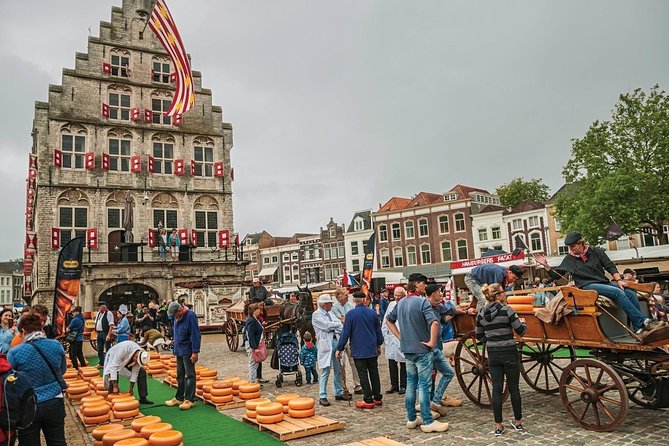 e-Scavenger hunt Gouda: Explore the city at your own pace - De Visbanken and Gouda’s waterside corners