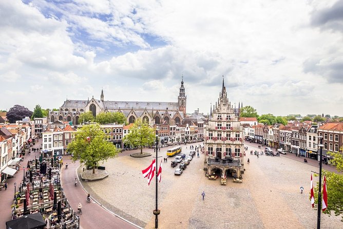 e-Scavenger hunt Gouda: Explore the city at your own pace - What the questions are like