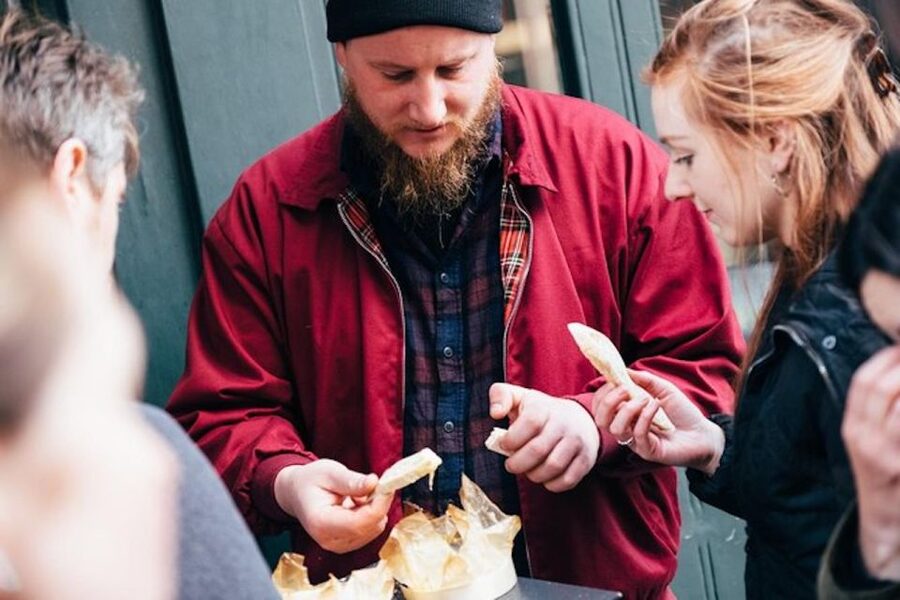 Edinburgh: Cheese Crawl with Local Guide - Herbie of Edinburgh and the stories between stops