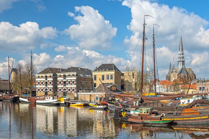 Explore Gouda with Self-Guided GPS and Audio Tour - Canals and the medieval shape of Gouda